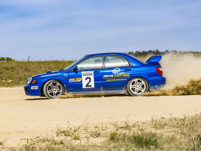 Subaru Impreza GT, photo 2